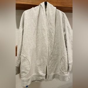 Oversized hooded wrap sweatshirt with pockets!